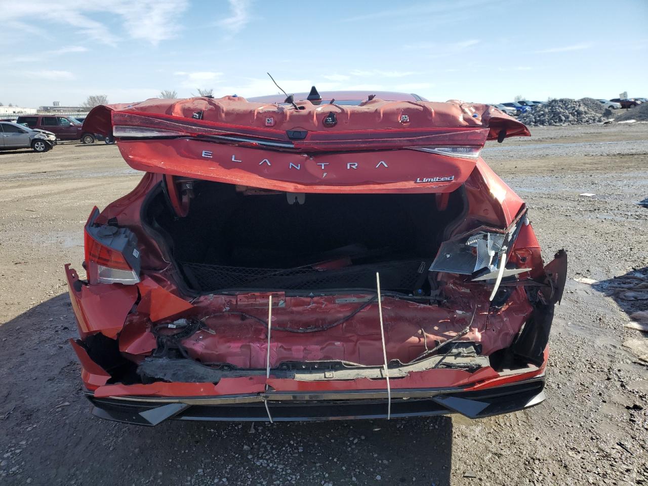 2021 Hyundai Elantra - Image 6
