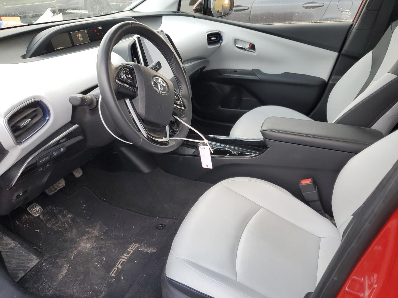 2019 Toyota Prius - Image 7