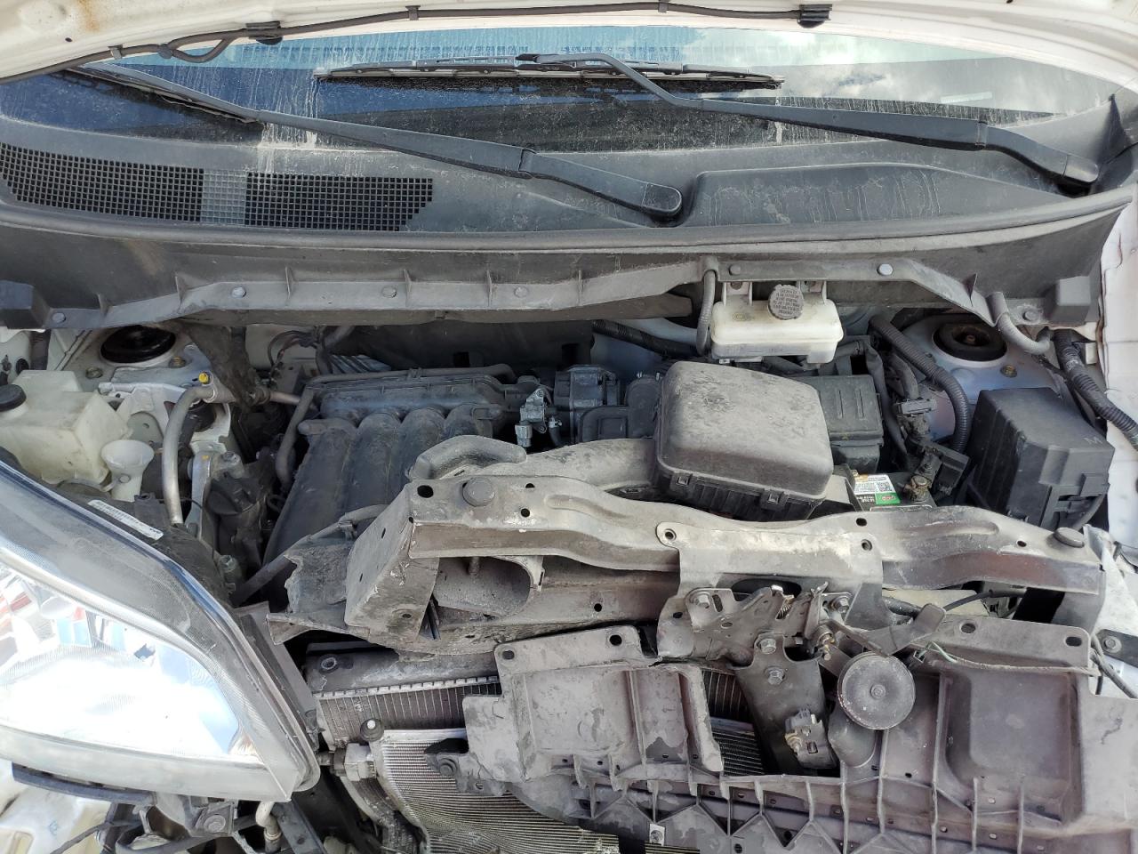 2015 Nissan NV - Image 12