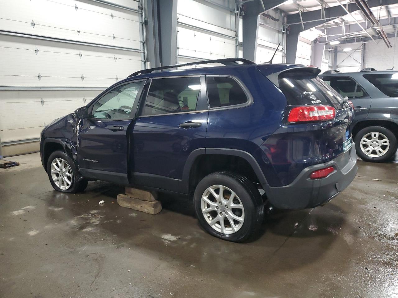 2016 Jeep Grand Cherokee - Image 2
