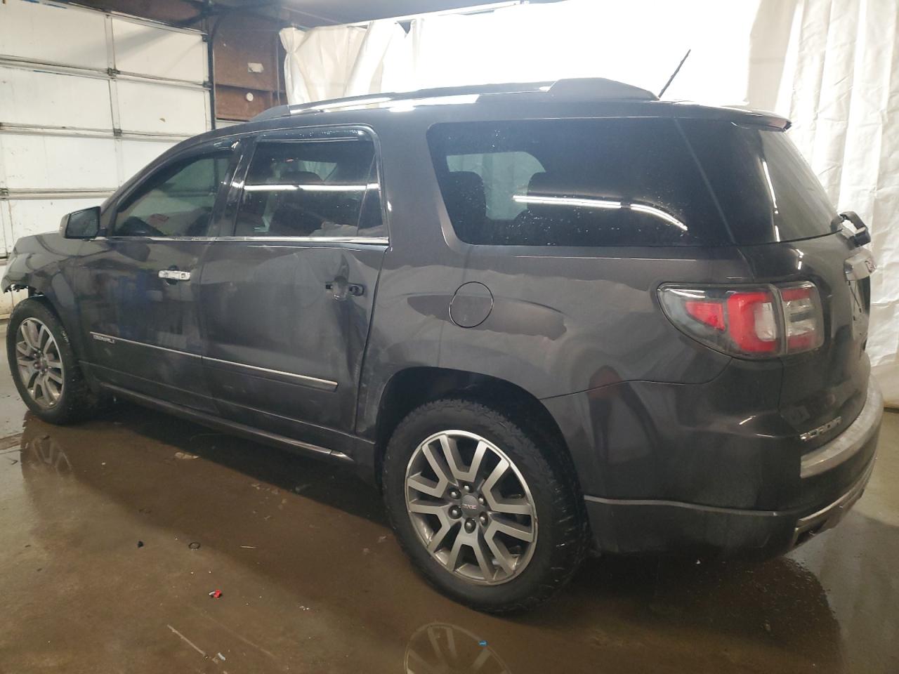 2014 GMC Acadia - Image 2