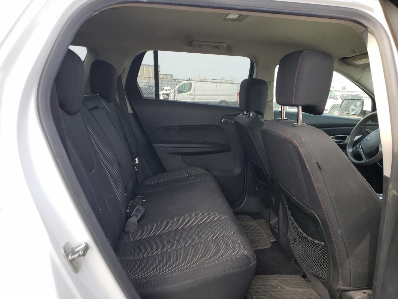 2016 GMC Terrain - Image 11