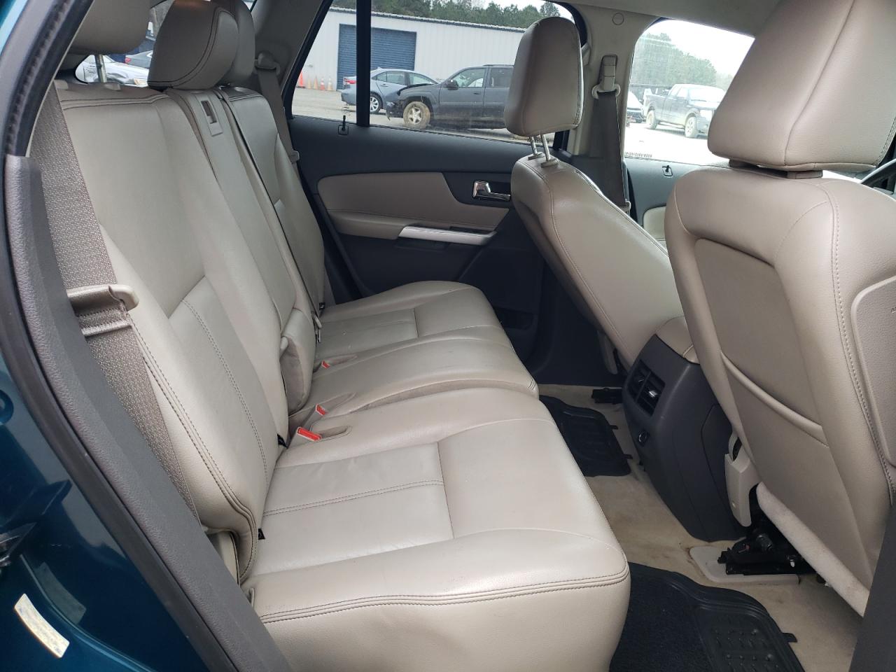 2011 Ford Edge - Image 11