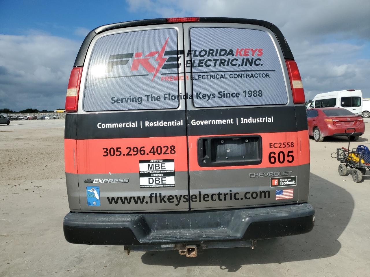 2006 Chevrolet Express - Image 6