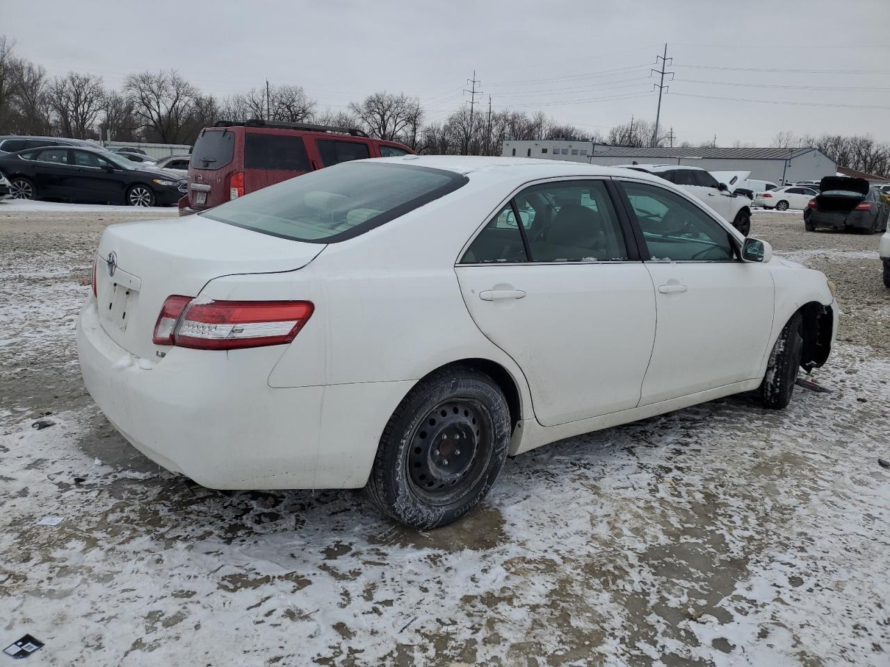 2010 Toyota Camry - Image 3
