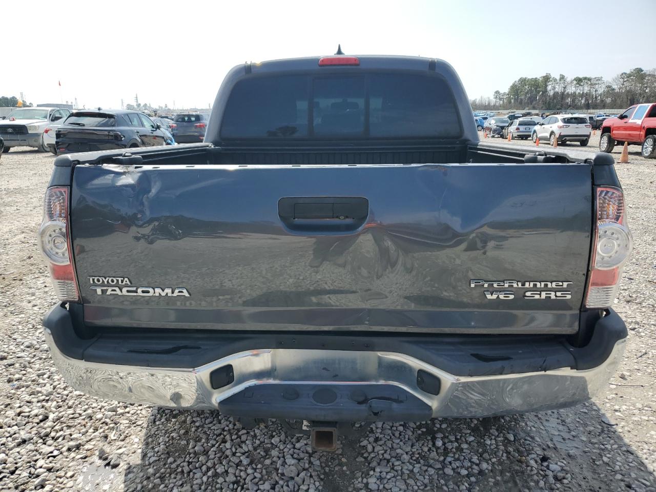 2015 Toyota Tacoma - Image 6