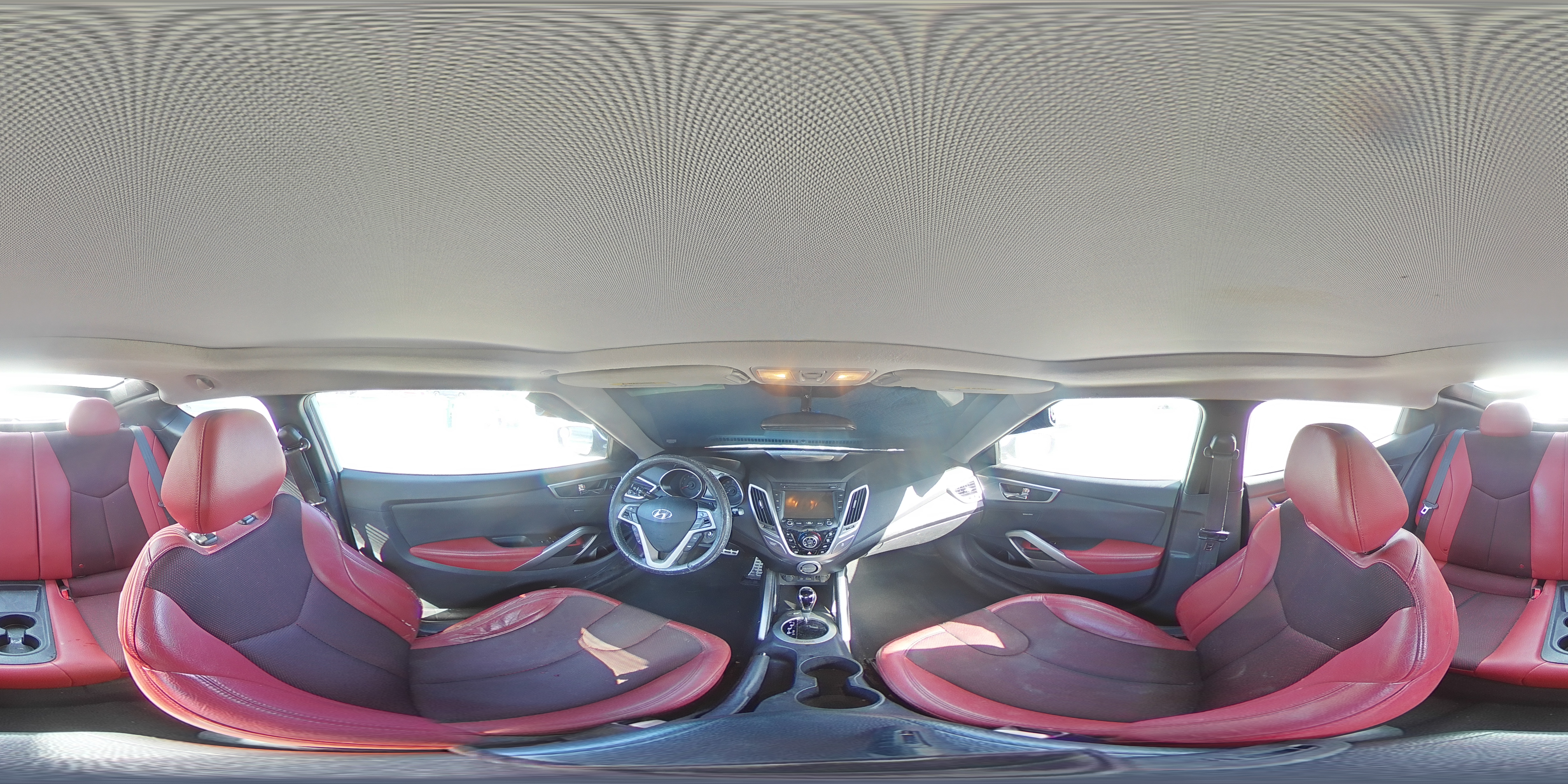 2012 Hyundai Veloster - Image 12