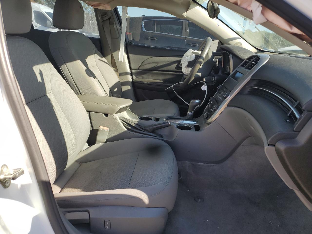 2014 Chevrolet Malibu - Image 7