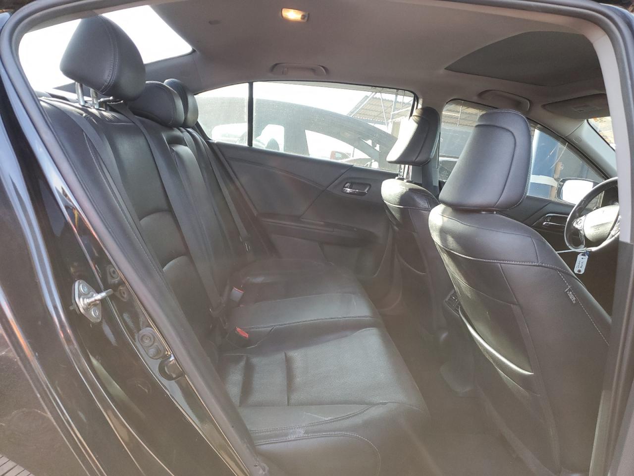 2016 Honda Accord - Image 10