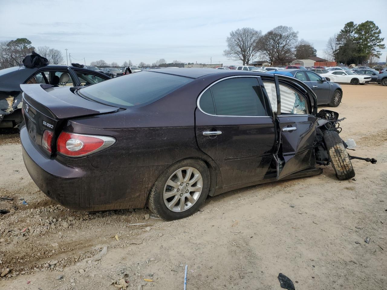 2004 Lexus ES - Image 3