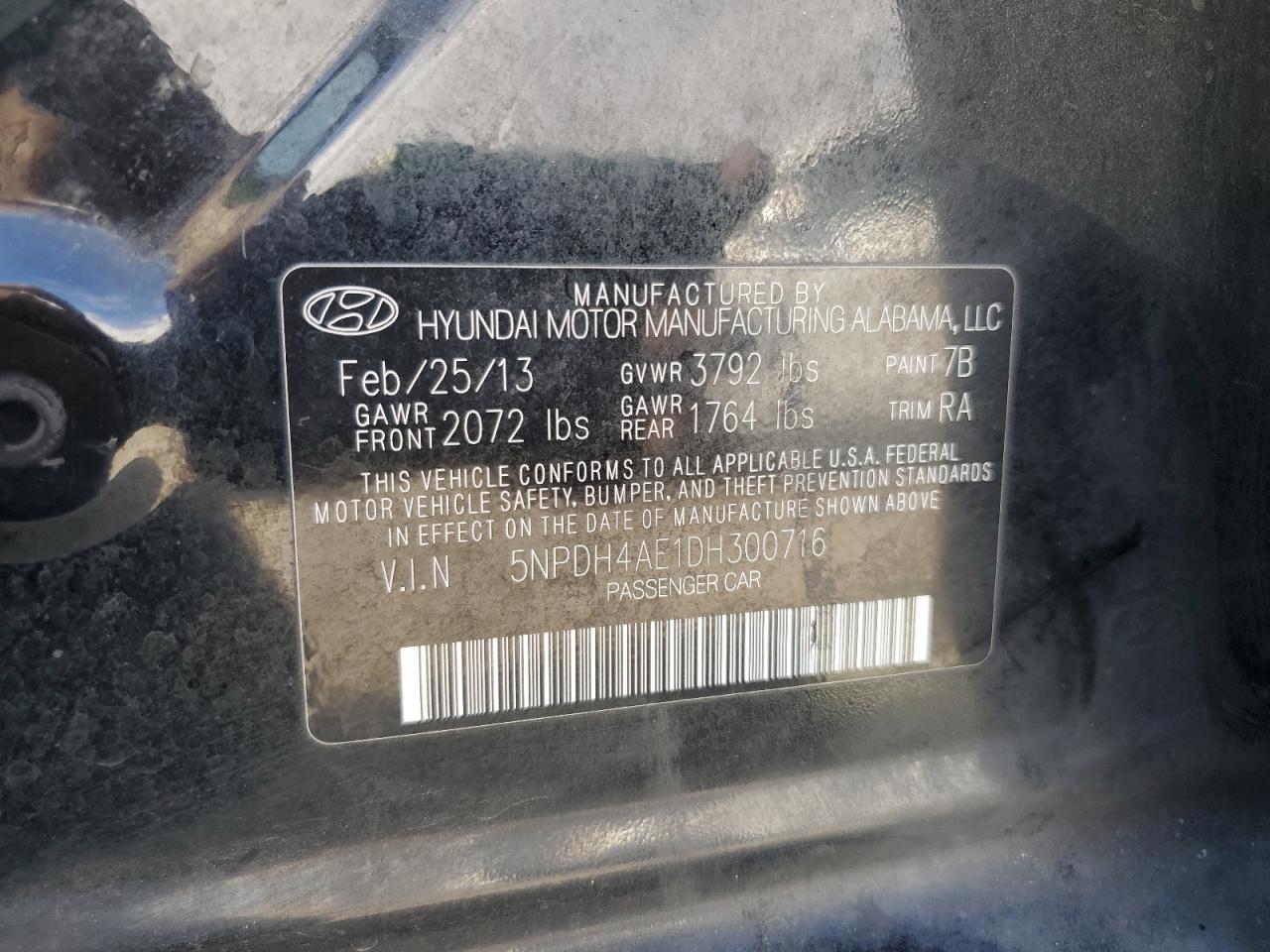 2013 Hyundai Elantra - Image 13