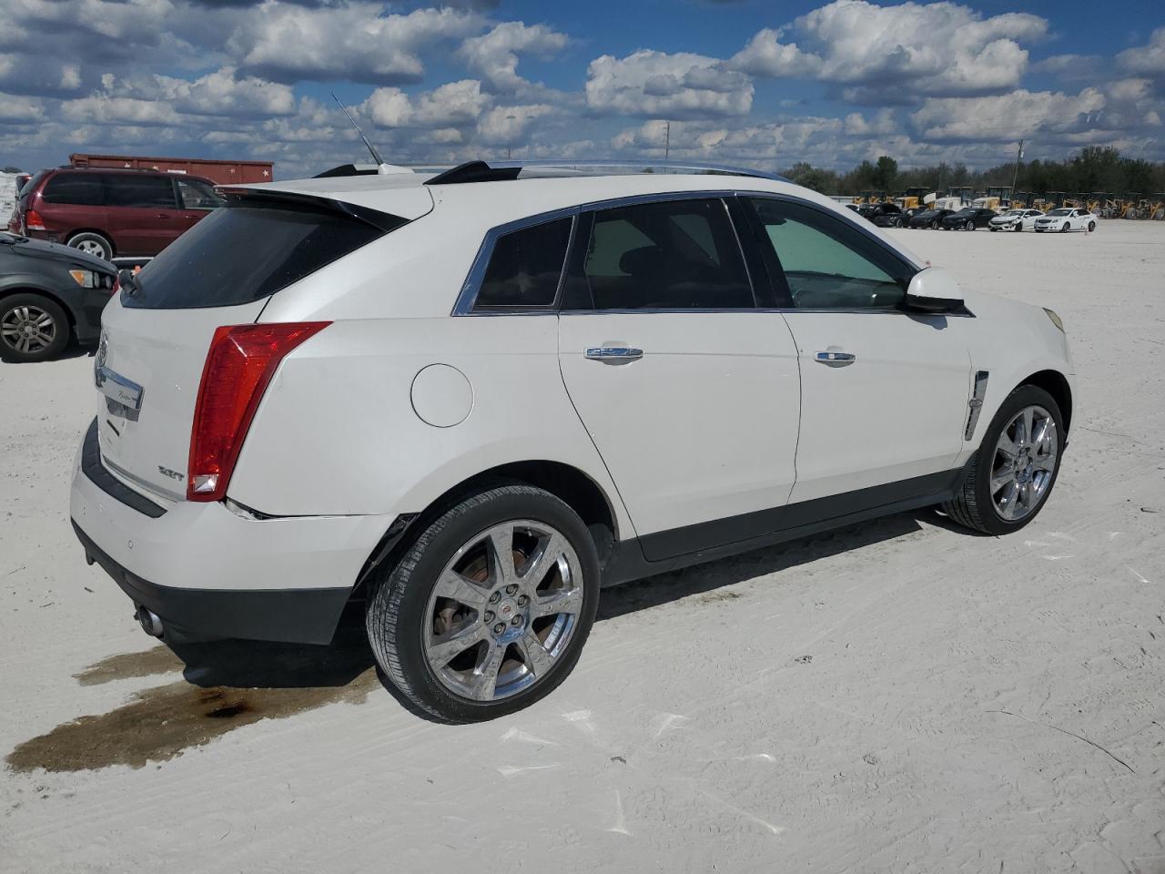 2010 Cadillac SRX - Image 3