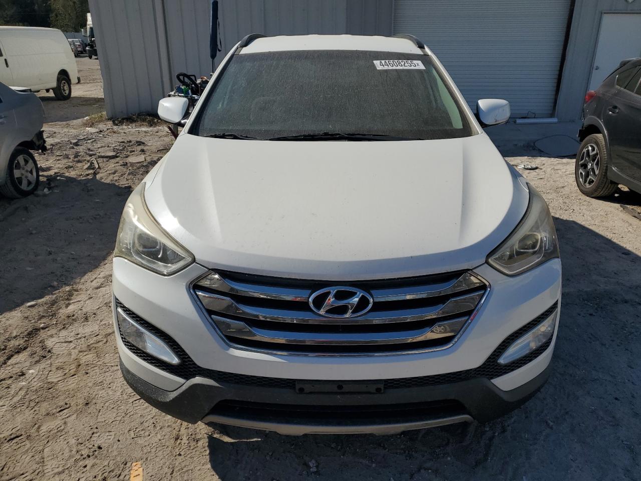 2014 Hyundai Santa Fe - Image 5