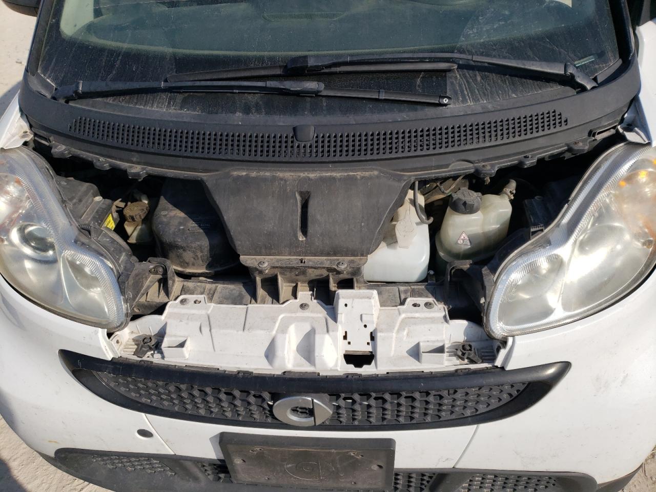 2014 Smart Fortwo - Image 11