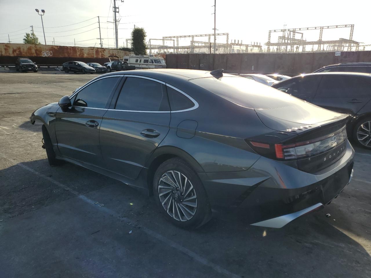 2024 Hyundai Sonata - Image 2