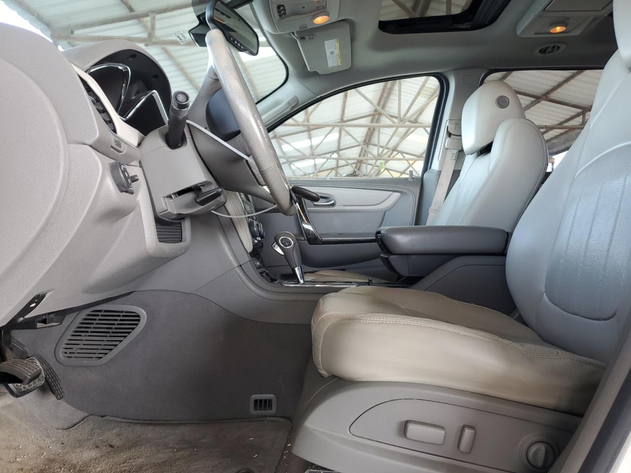 2015 Chevrolet Traverse - Image 7