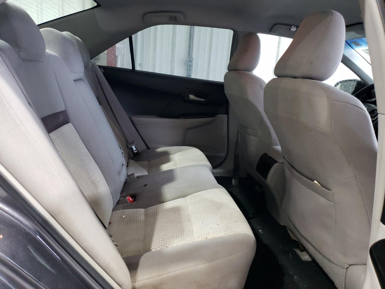 2014 Toyota Camry - Image 10