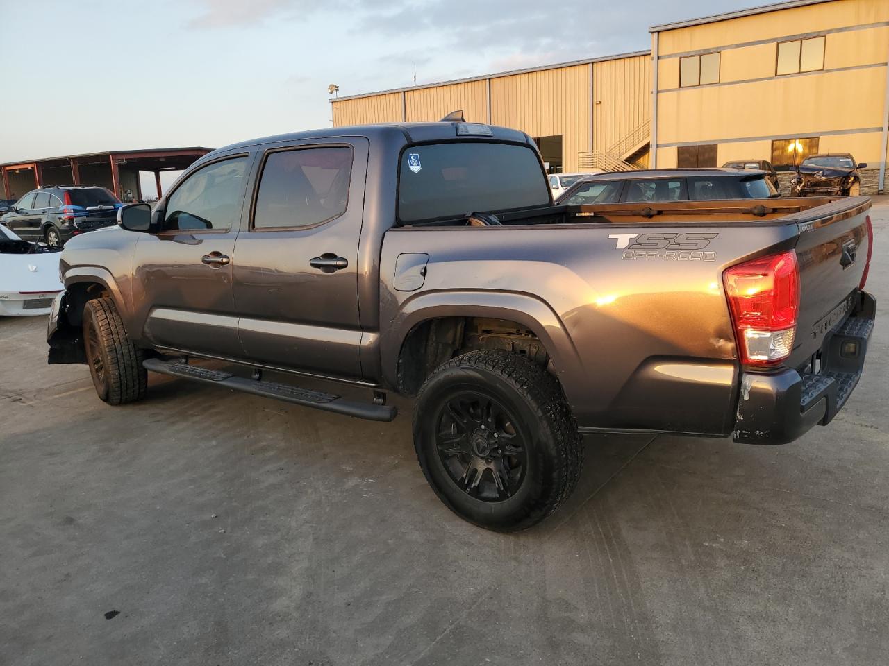 2018 Toyota Tacoma - Image 2