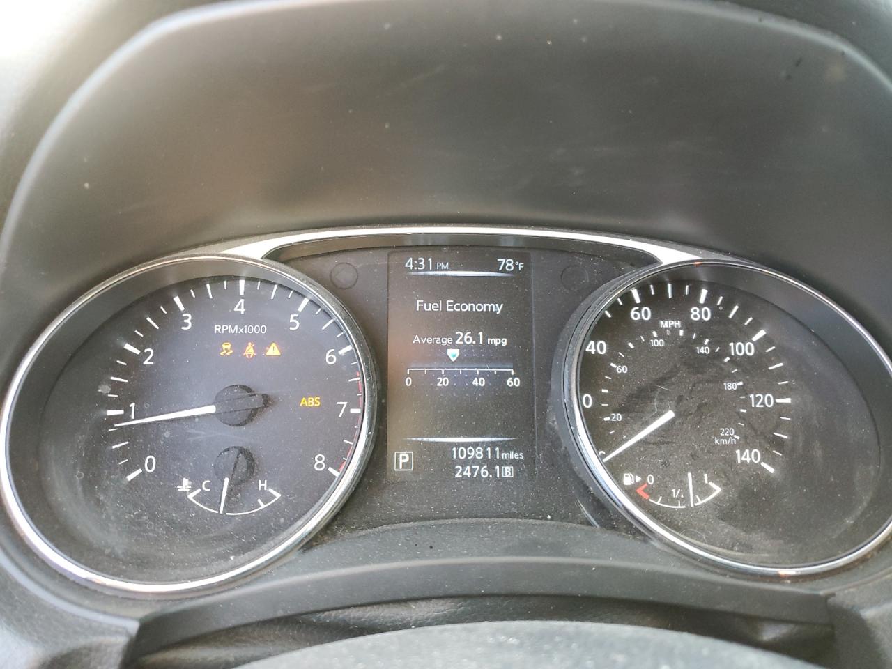 2016 Nissan Rogue - Image 9