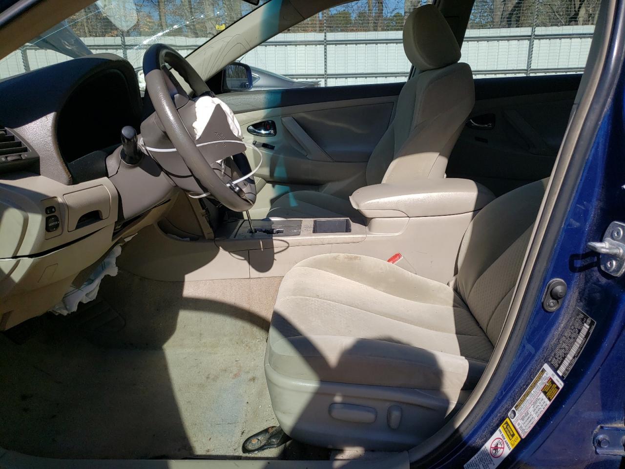 2009 Toyota Camry - Image 7