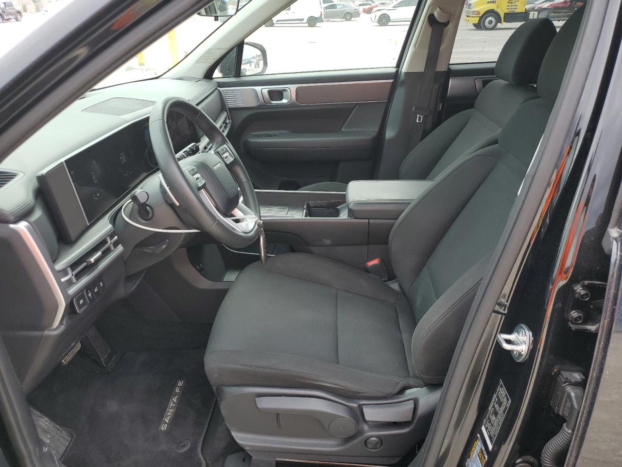 2024 Hyundai Santa Fe - Image 7