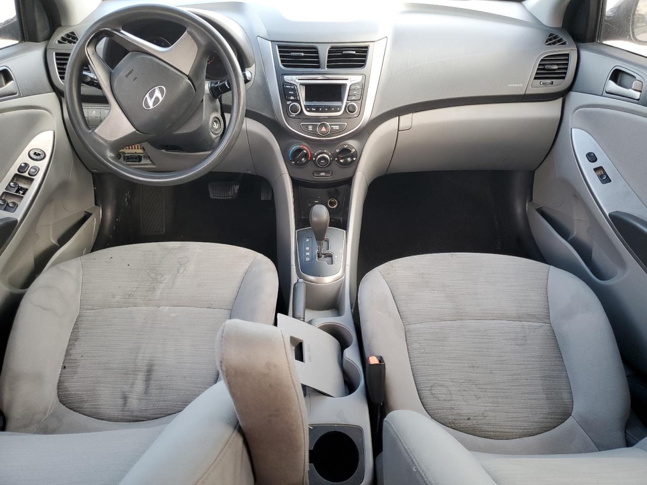 2015 Hyundai Accent - Image 8