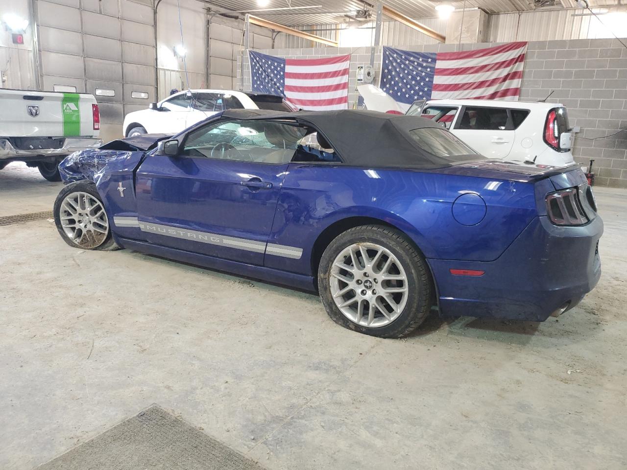 2013 Ford Mustang - Image 2