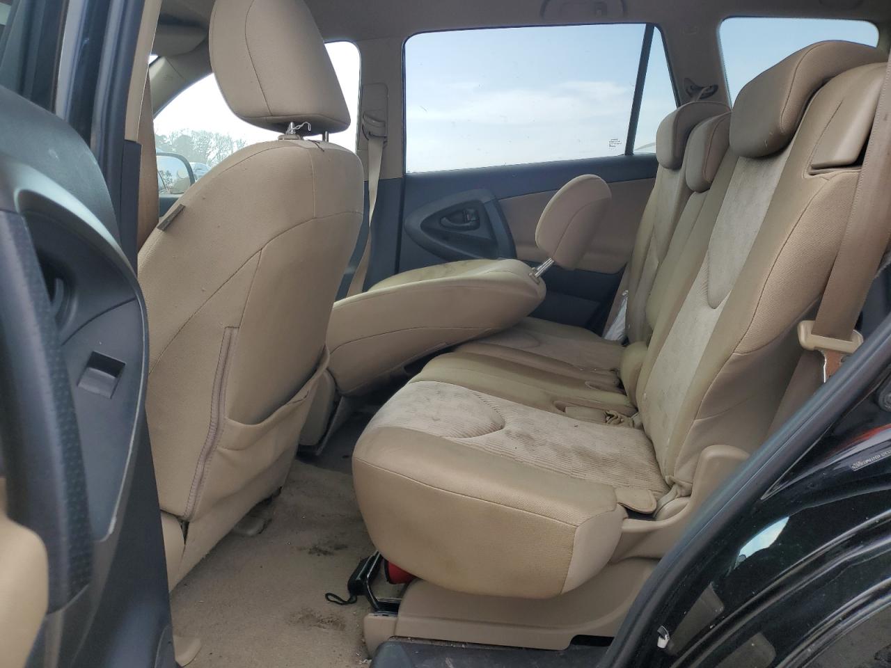 2010 Toyota RAV 4 - Image 10