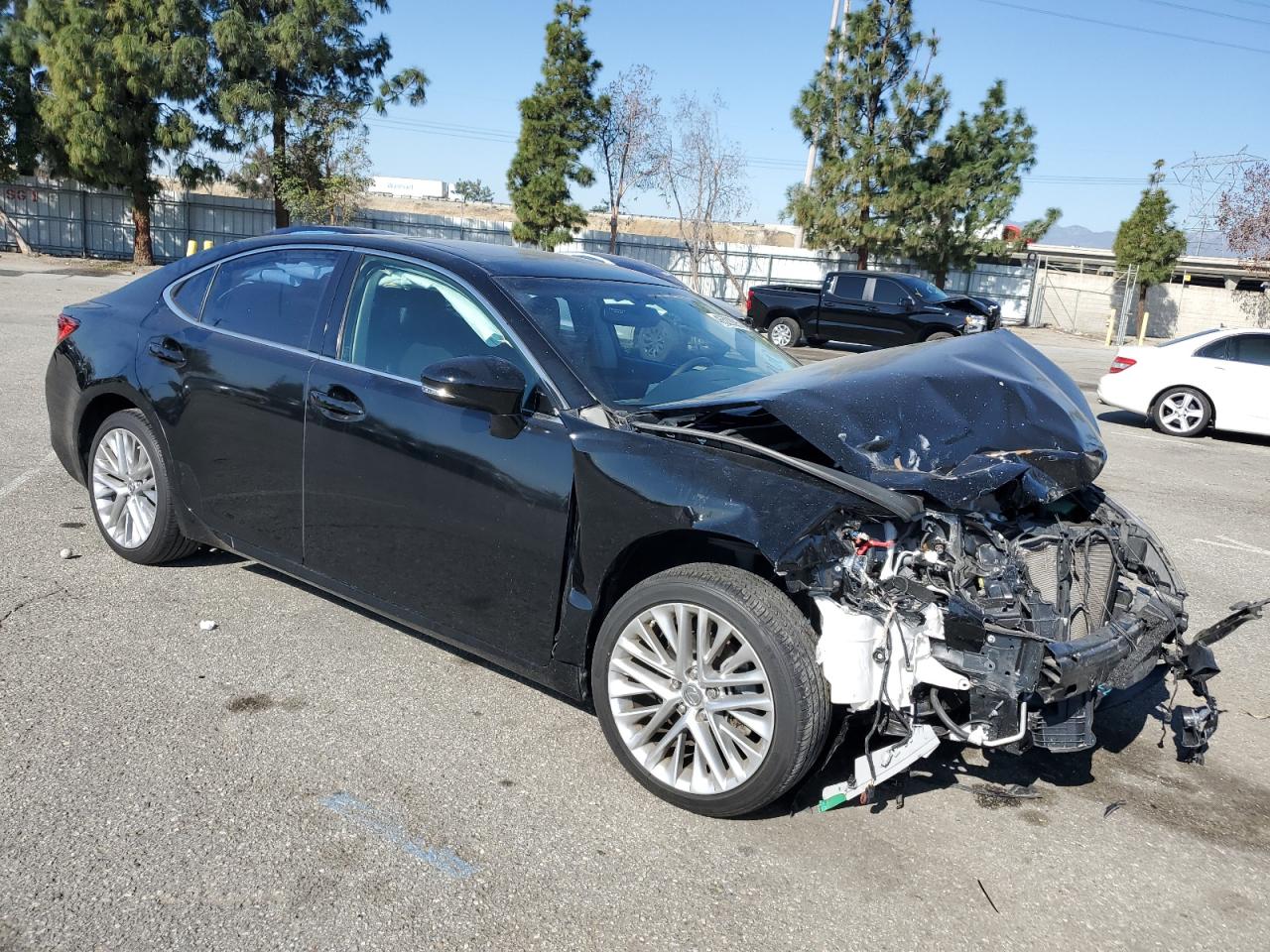 2013 Lexus ES - Image 4
