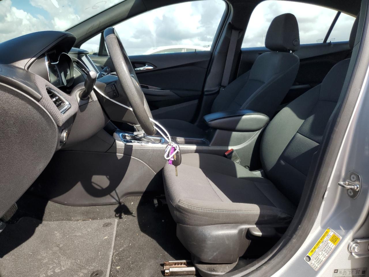 2017 Chevrolet Cruze - Image 7