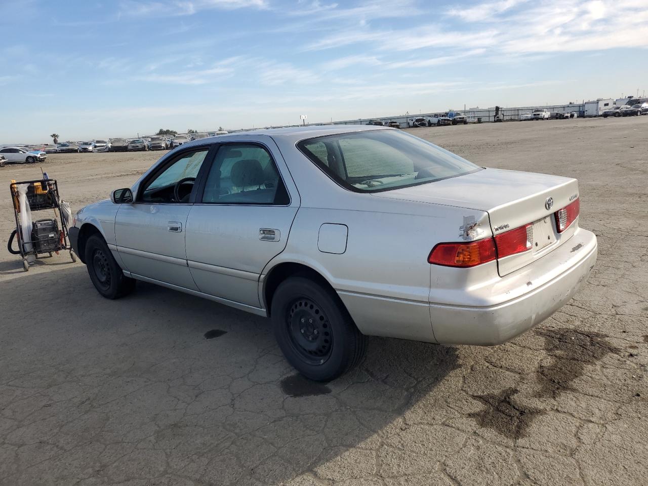 2000 Toyota Camry - Image 2