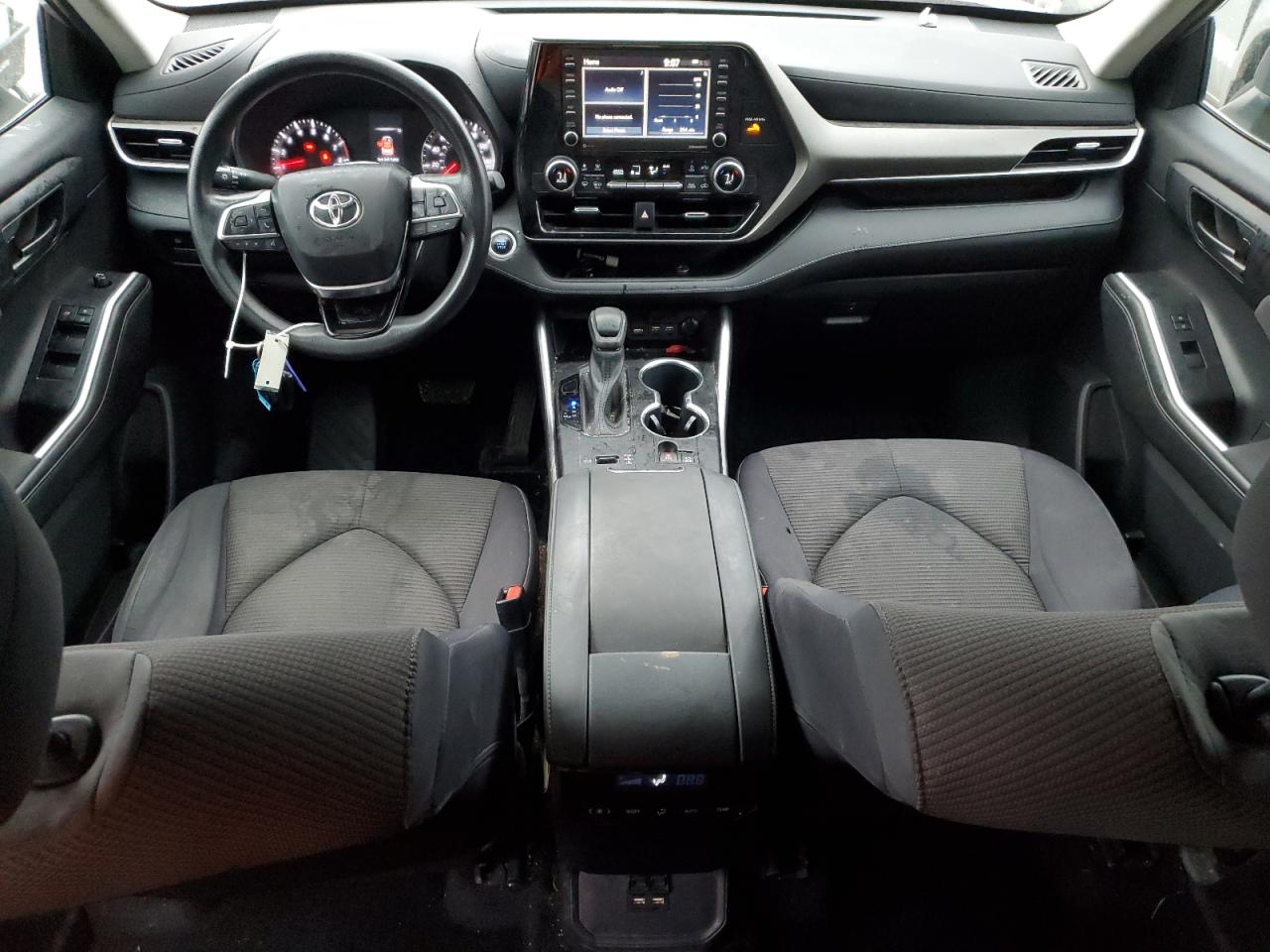 2021 Toyota Highlander - Image 8