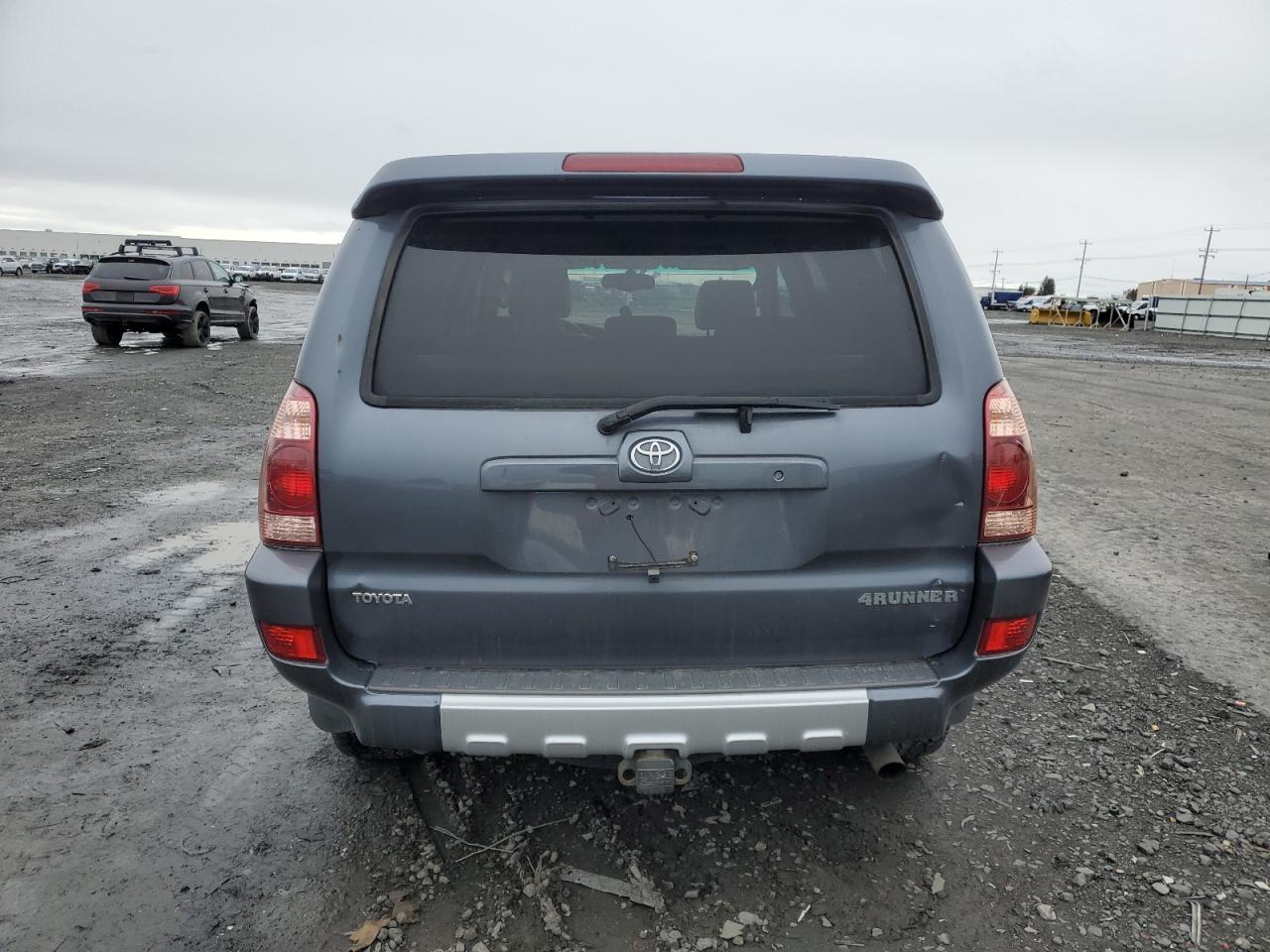2004 Toyota 4Runner - Image 6