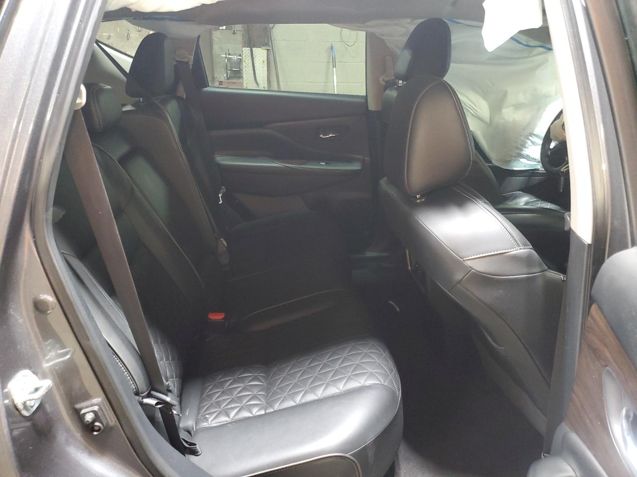 2019 Nissan Murano - Image 11