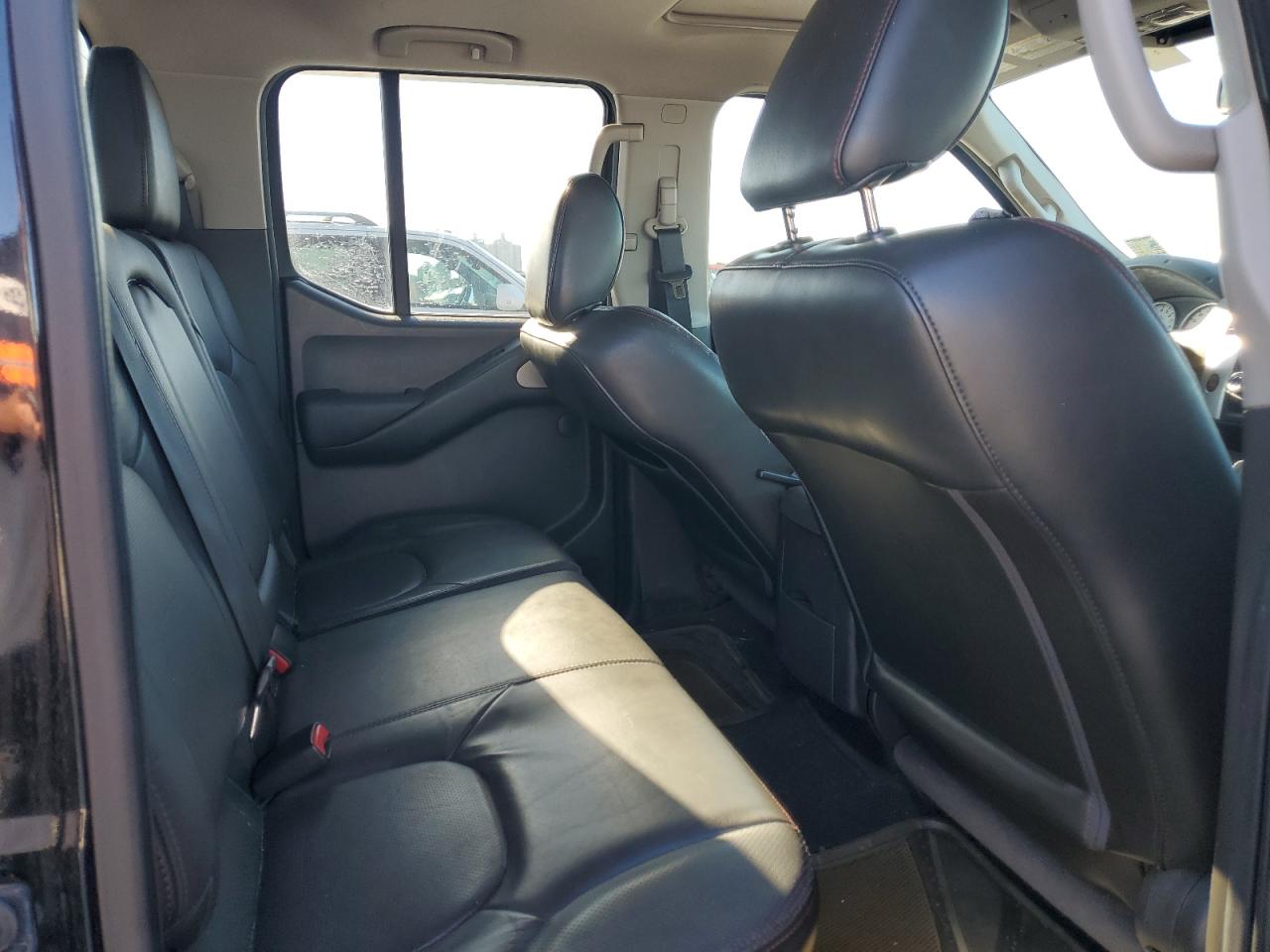 2012 Nissan Navara (Frontier) - Image 10