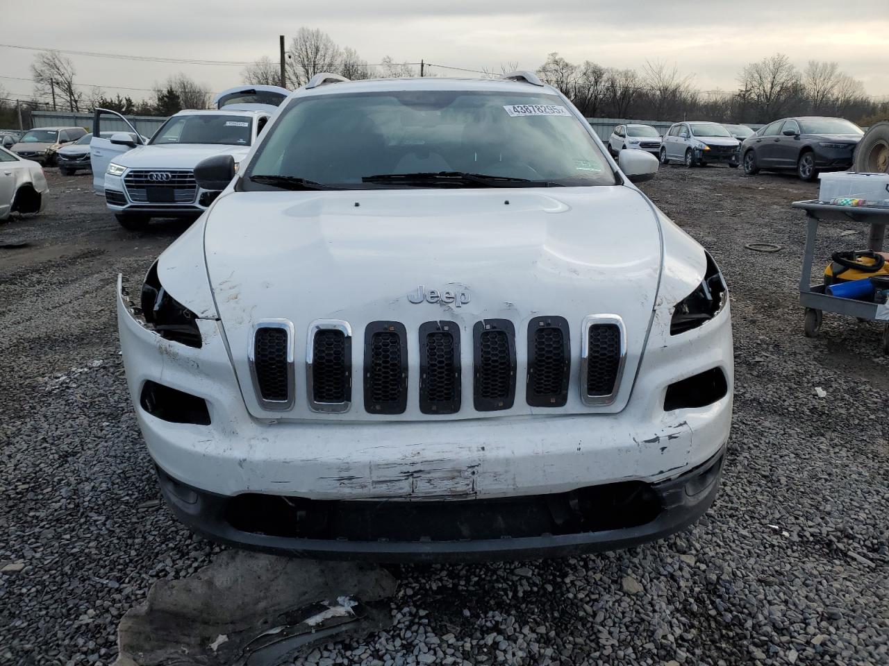 2016 Jeep Grand Cherokee - Image 5
