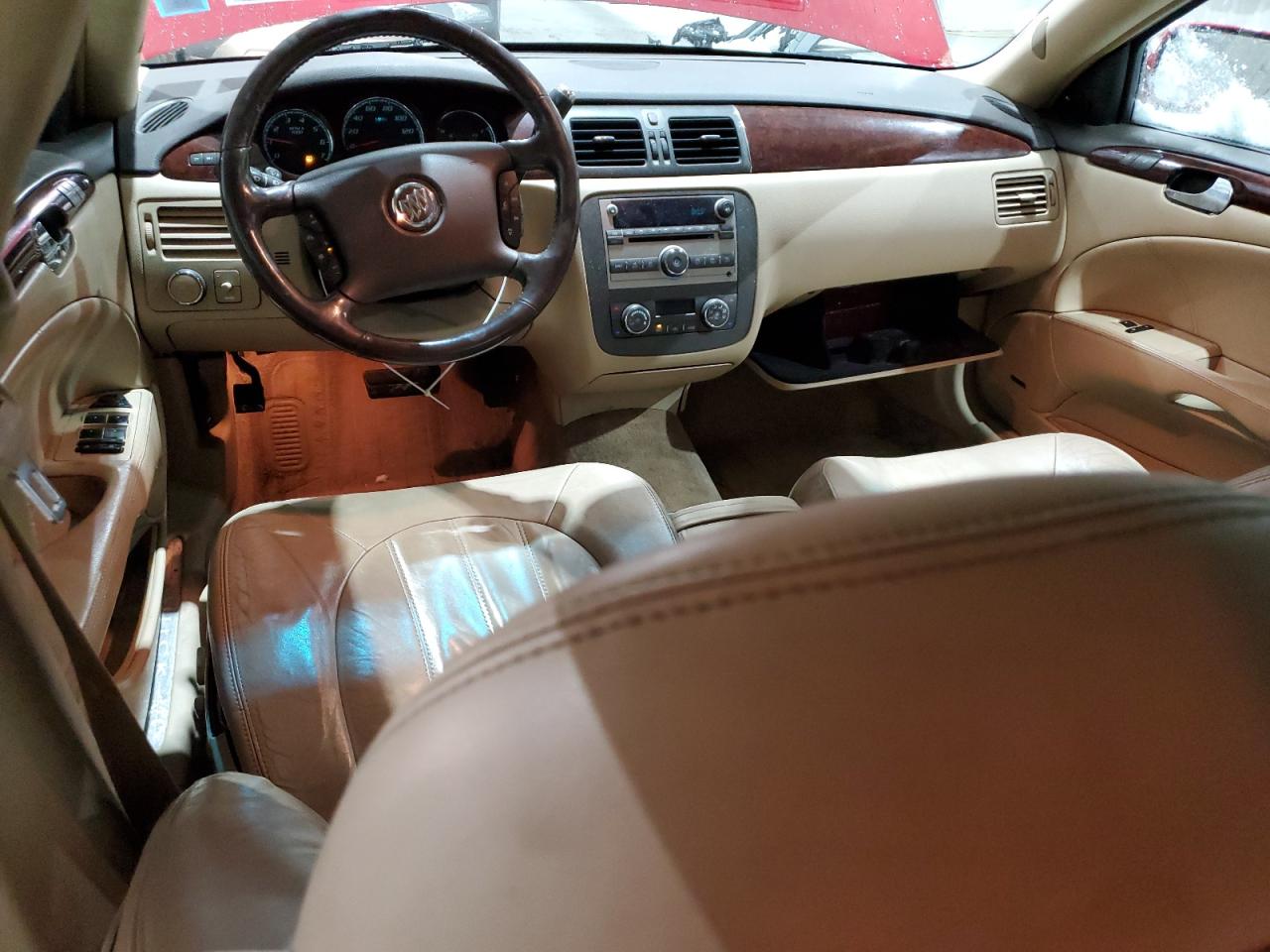 2011 Buick Lucerne - Image 8