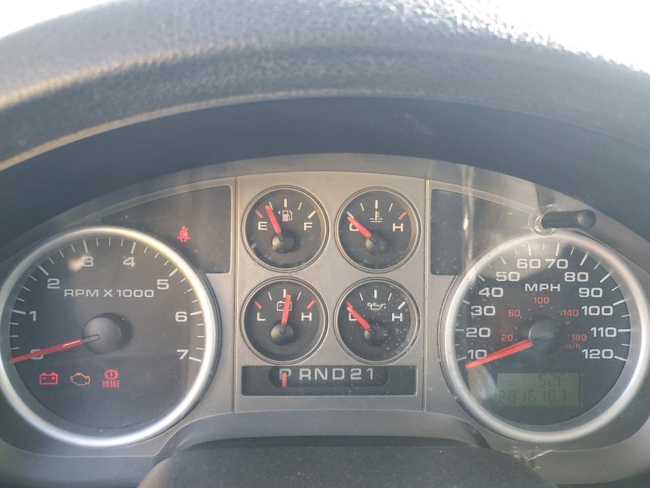 2004 Ford F-150 - Image 9