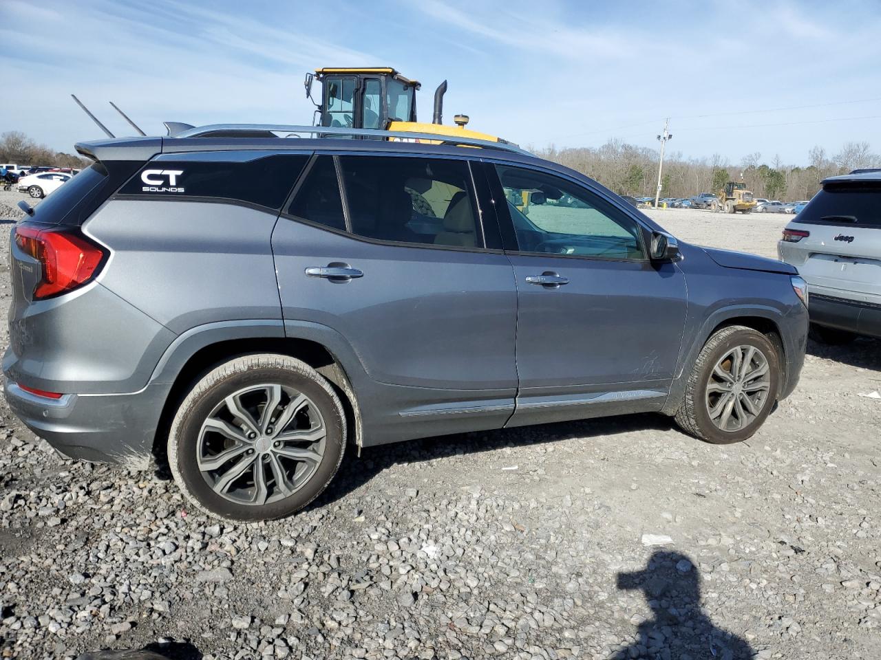 2018 GMC Terrain - Image 3