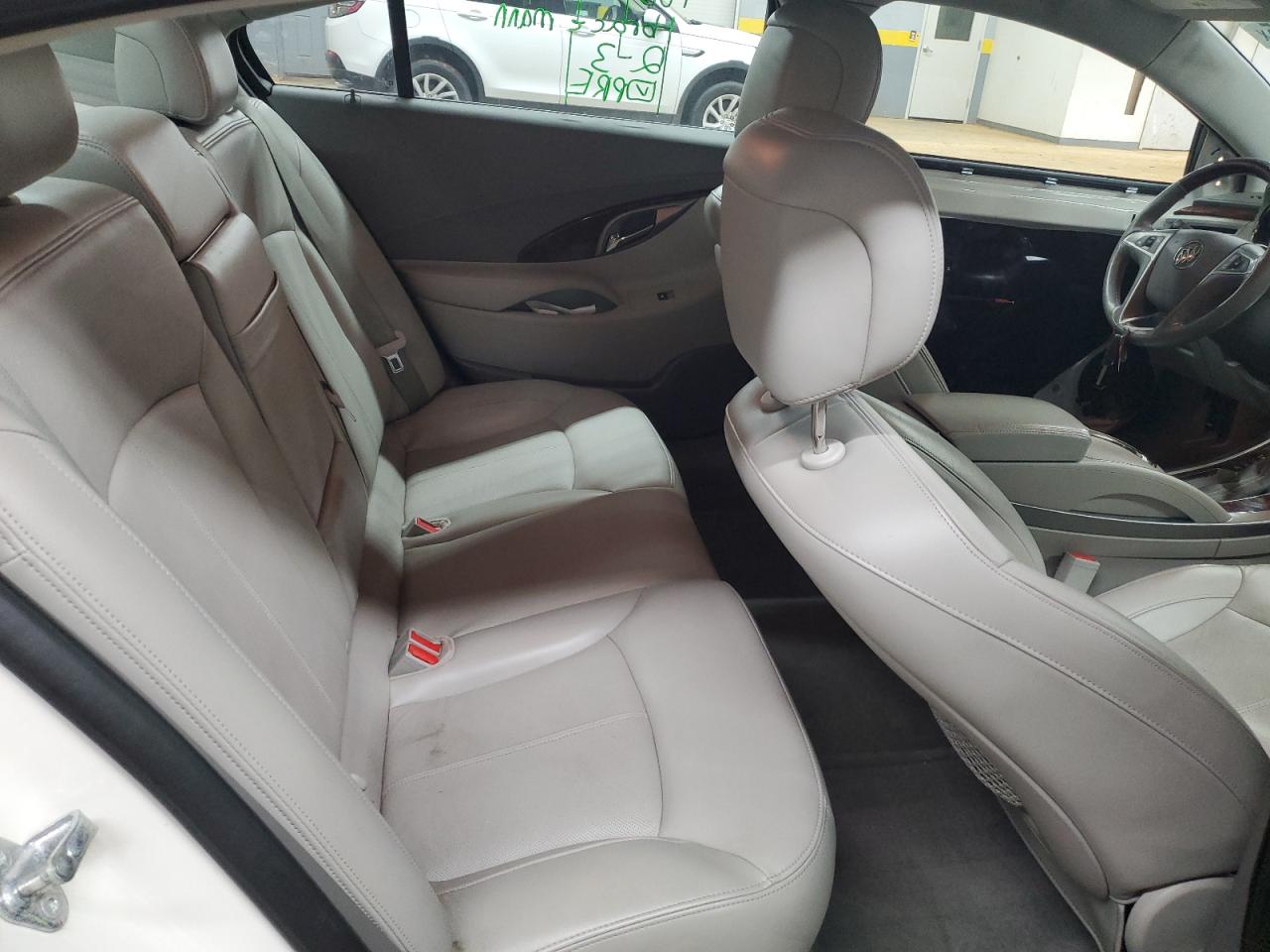 2011 Buick LaCrosse - Image 10