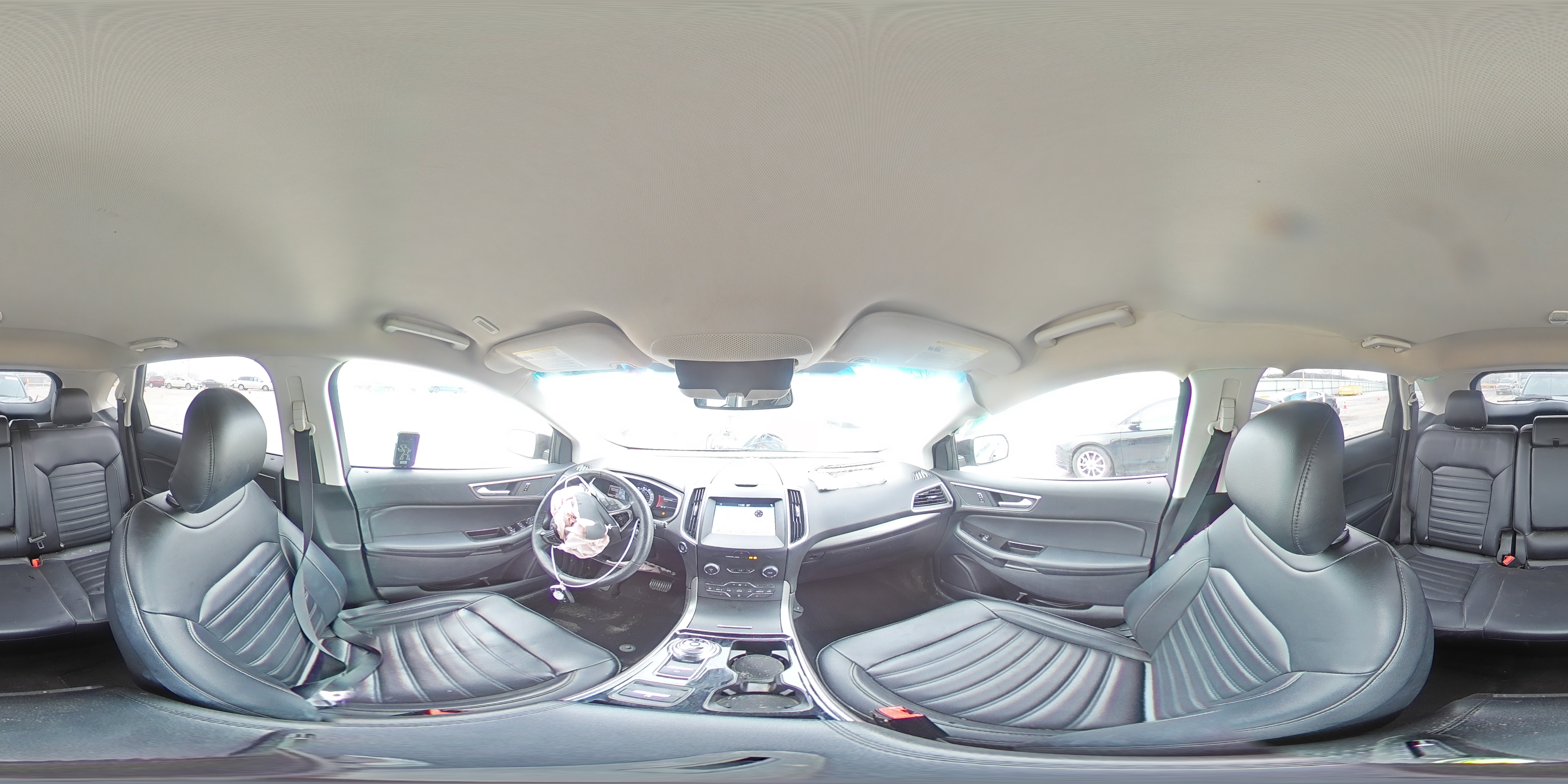 2019 Ford Edge - Image 16
