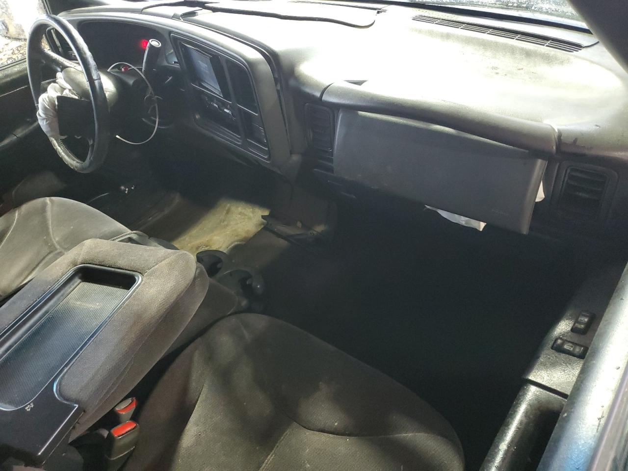 2001 GMC New Sierra C1500 VIN: 2GTEC19V011321866 Lot: 45039665