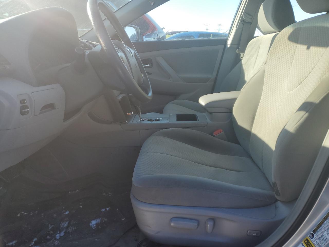 2009 Toyota Camry - Image 7