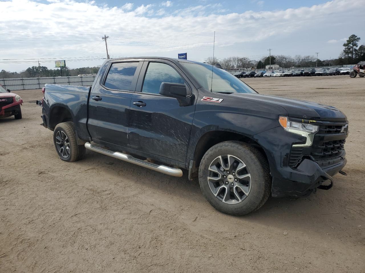 2022 Chevrolet Silverado - Image 4