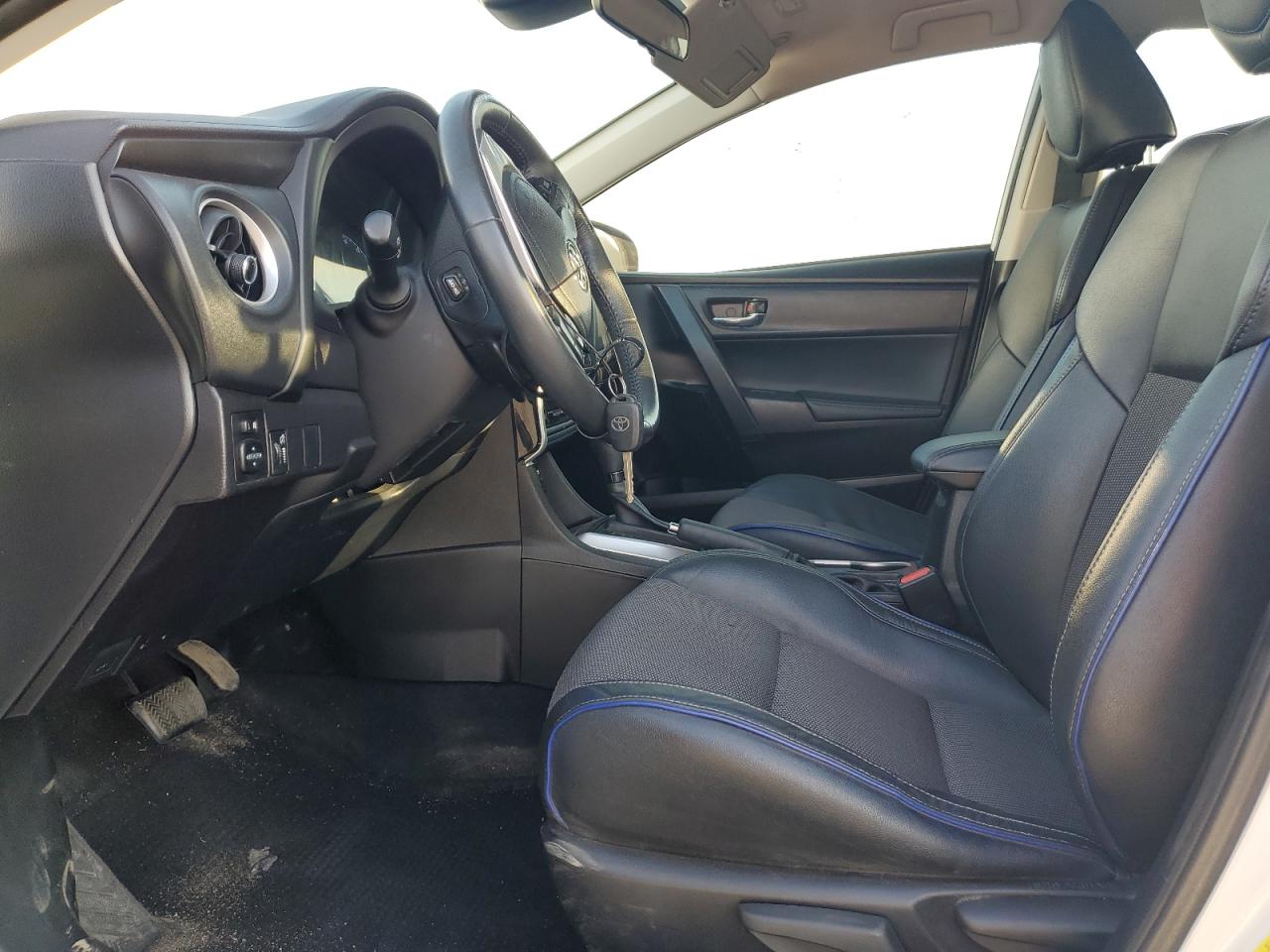 2018 Toyota Corolla - Image 7