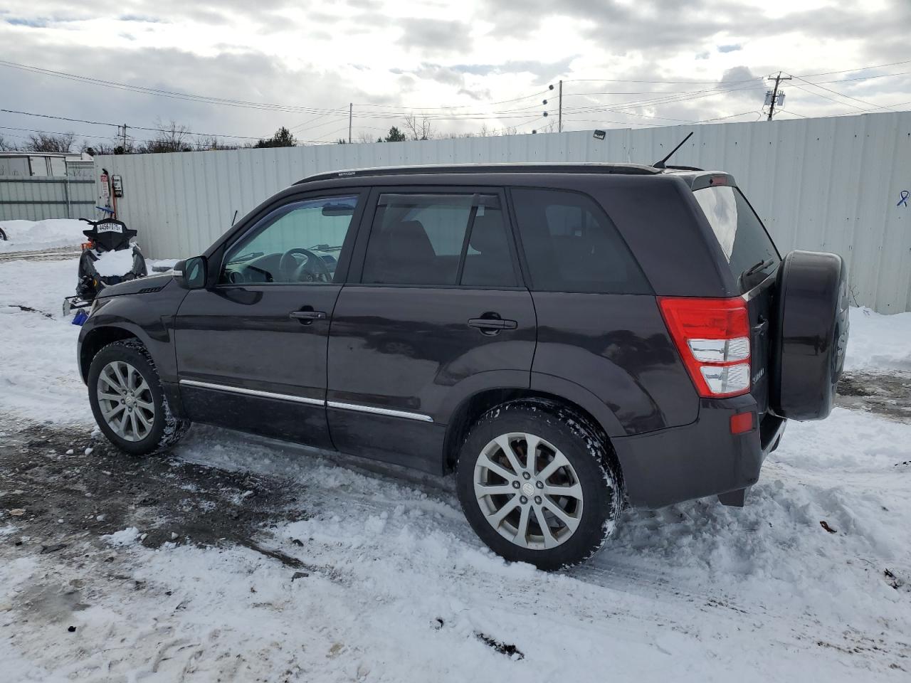 2013 Suzuki Grand Vitara - Image 2