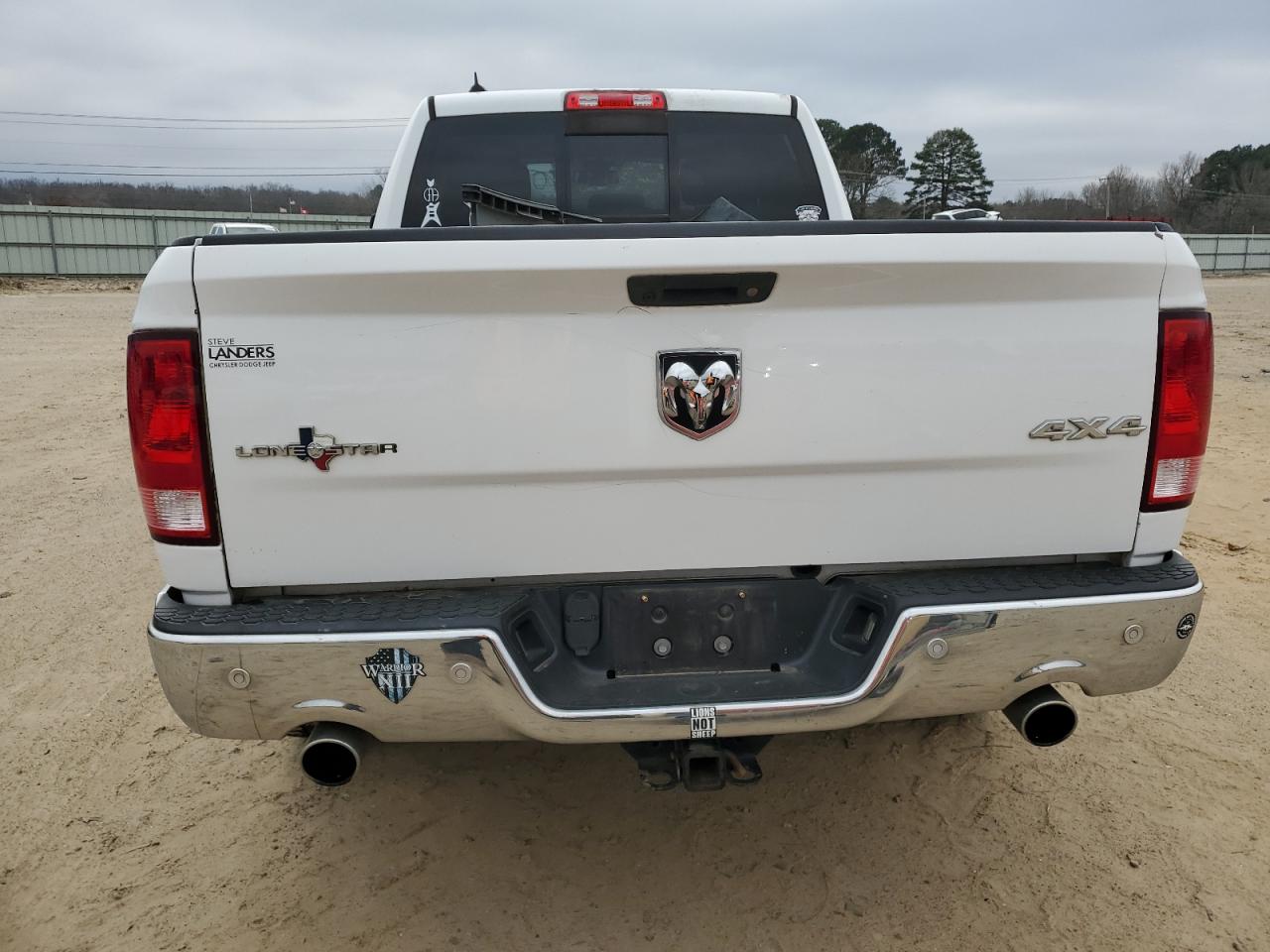 2017 RAM 1500 - Image 6