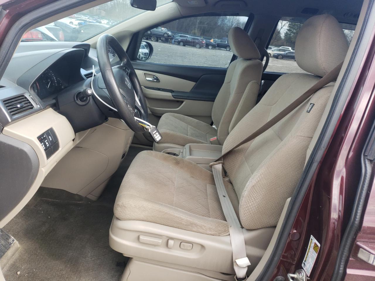 2014 Honda Odyssey - Image 7