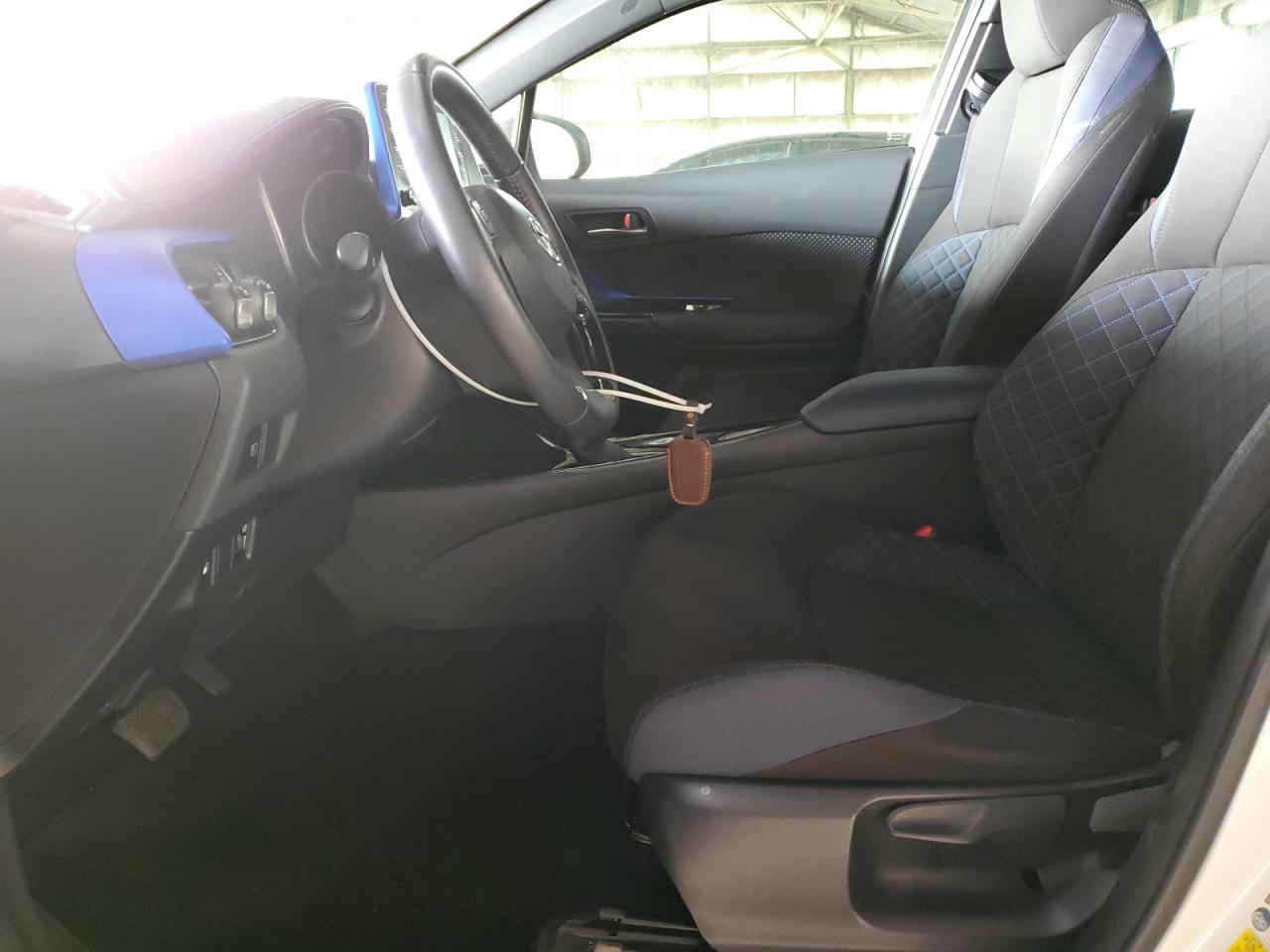 2020 Toyota C-HR - Image 7