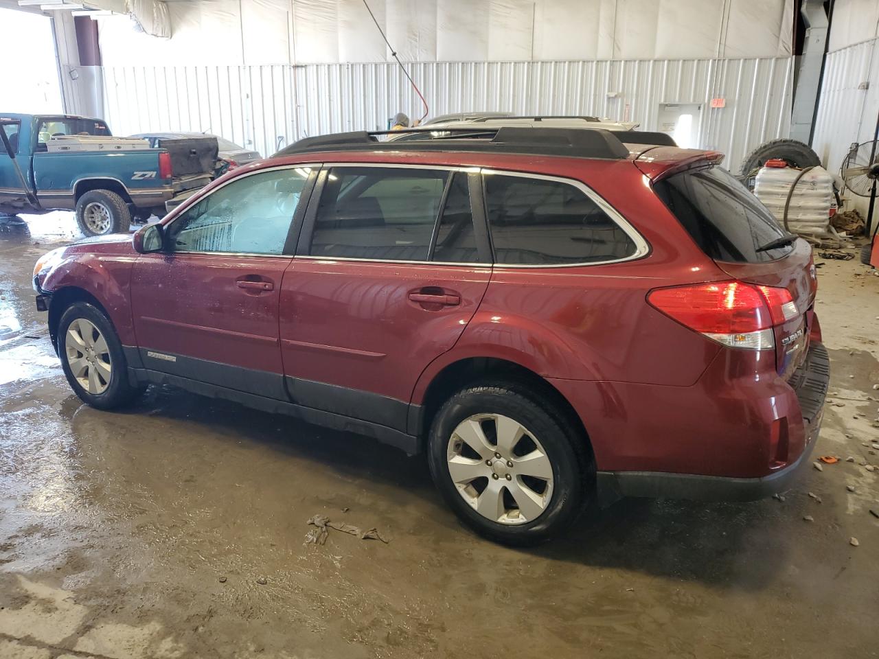 2012 Subaru Outback - Image 2
